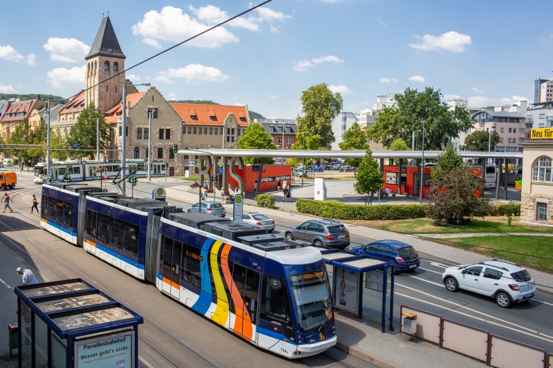 Busbahnhof und Paradiesbahnhof Jena